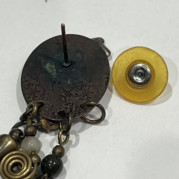 Vintage Metal Zebra Dangling Charm Earrings - Picture 5 of 12